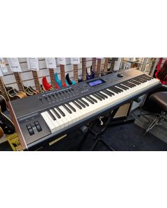 Kurzweil PC3K7 Synthesizer Workstation