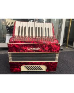 Worldmaster 32 Bass Piano Accordion