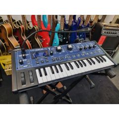 Novation Mininova Synthesizer With Bag