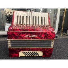 Worldmaster 32 Bass Piano Accordion