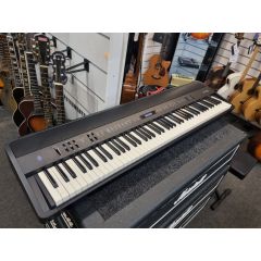 Roland FP-90 Piano (Pre-Owned)