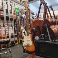 Squier Stratocaster Left Handed, Sunburst (Pre-Owned)