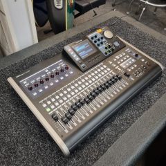 Tascam DP24 SD (Pre-Owned)